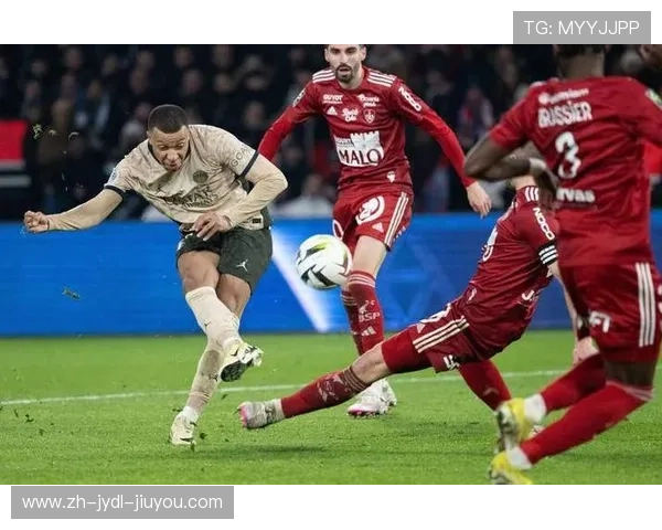 法甲各队防守能力全面比较：封堵、协防与门将扑救